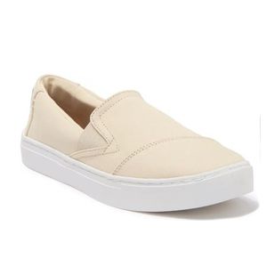 ❌SOLD❌ NWT TOMS Luca Slip-On Sneaker
